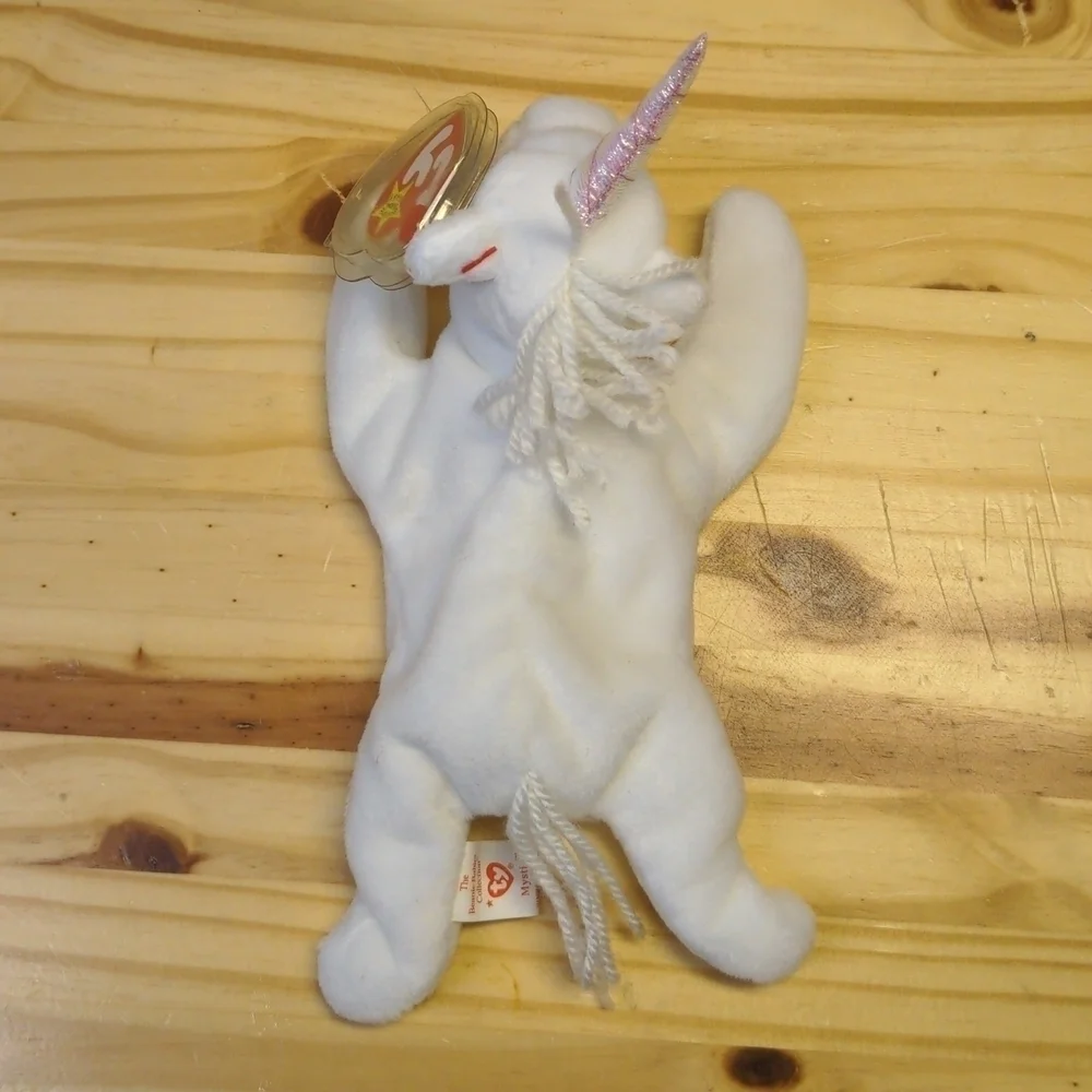 TY MYSTIC Beanie Baby Mystic the Unicorn Iridescent Horn Collectibles BD 5-21-94